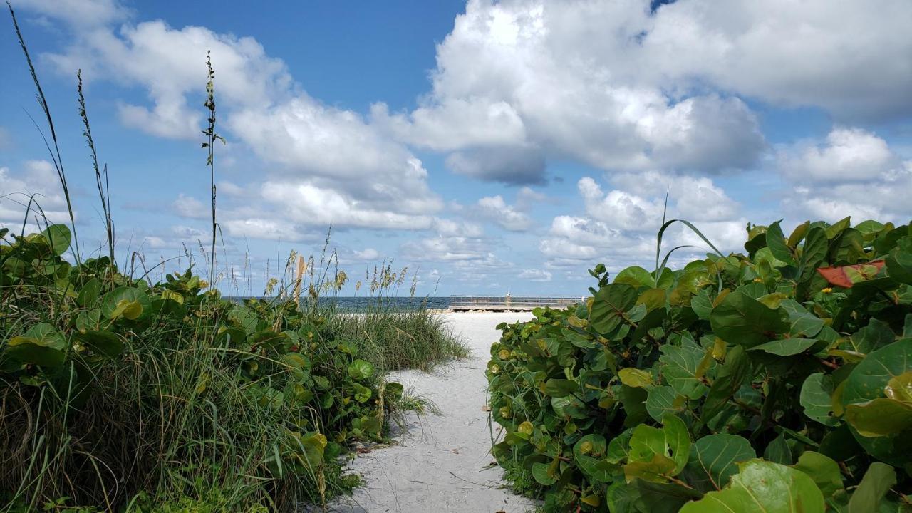 Nordvind Beach Resort Treasure Island Bagian luar foto